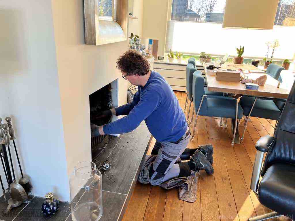 Schouwveger Schijndel kleed schoorsteenreiniger Schouwveger Schijndel kleed schoorsteenreiniger